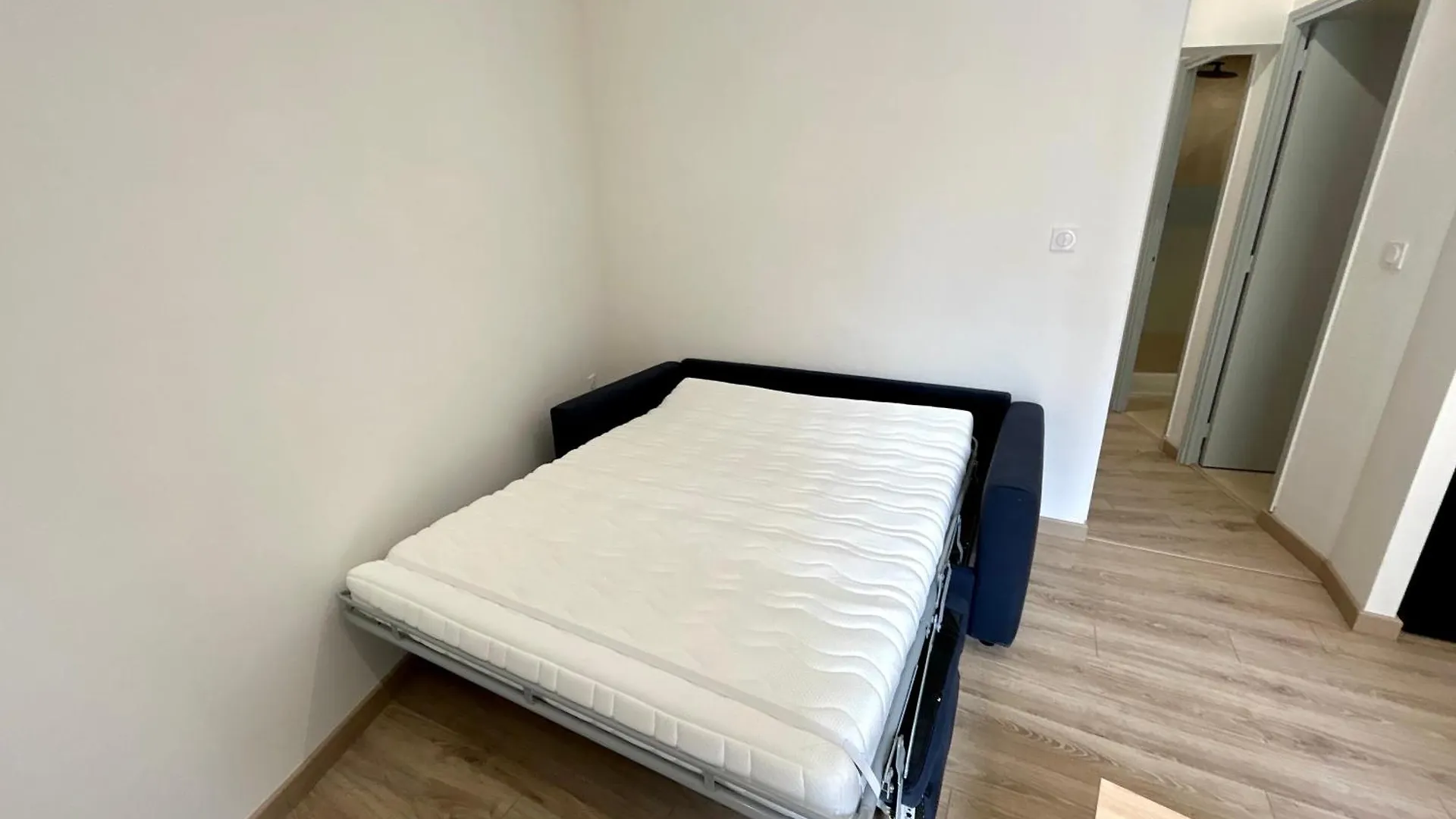 Joli T2 Plein Coeur Du Centre Historique Apartment Avignon France